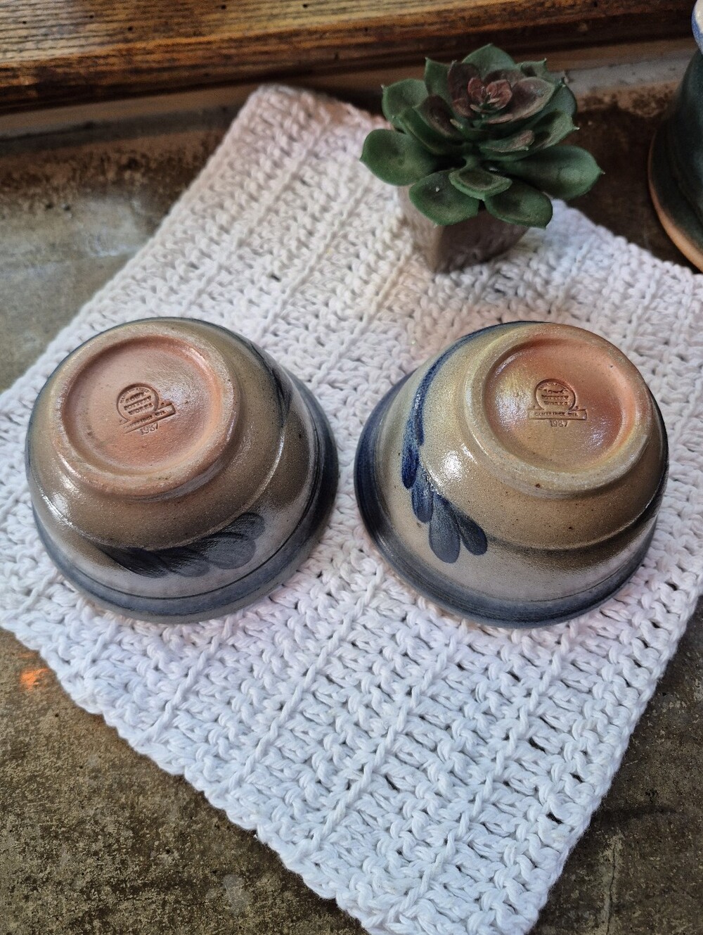 2pc. Vintage 1987 Rowe Pottery Works Blue Salt-Glazed Small Stoneware Bowls 4.5" - Picture 6 of 12